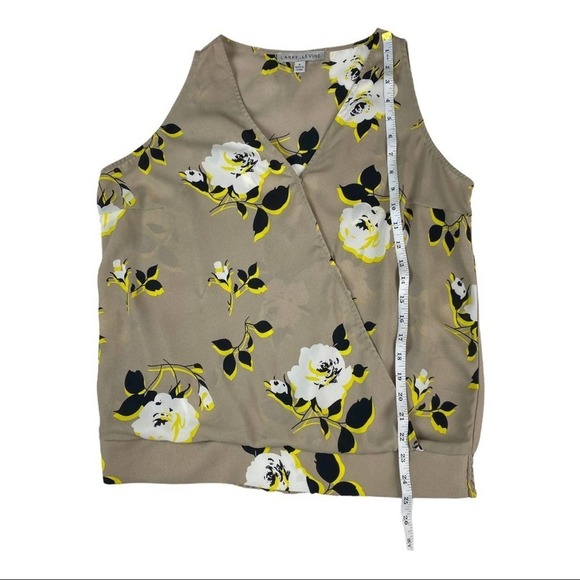 Larry Levine Cross Front Rose Print Sleeveless Top - Picture 7 of 7